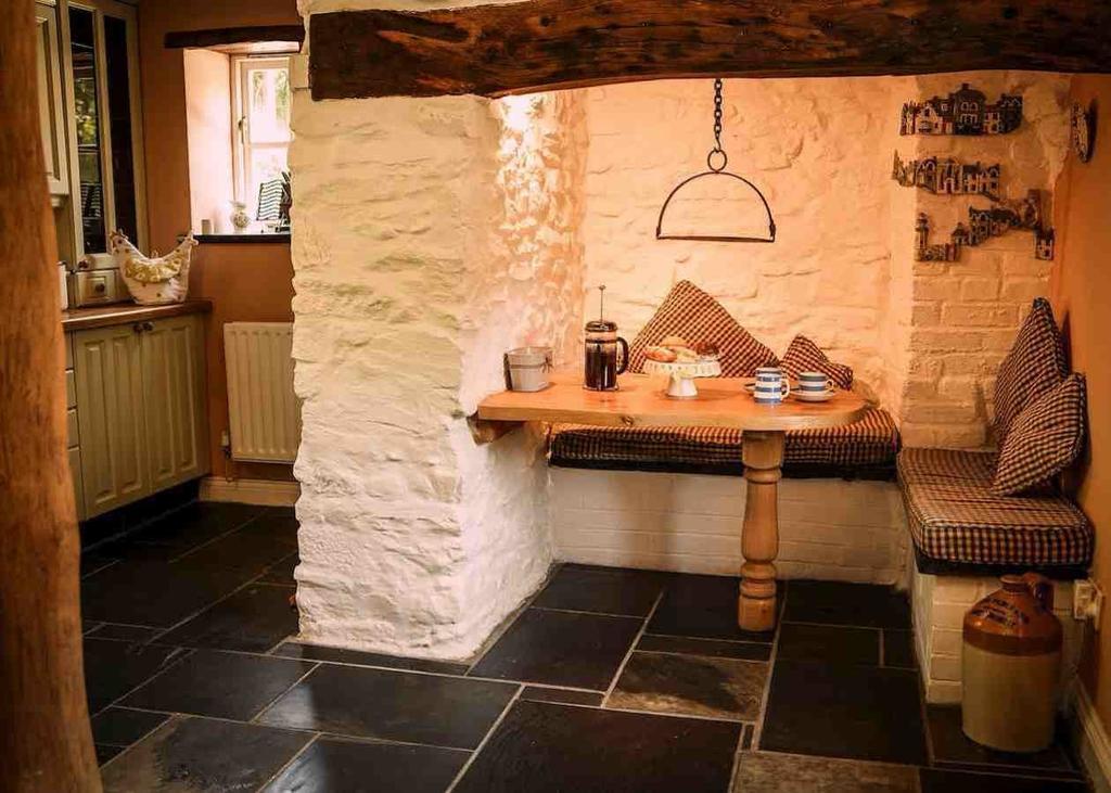 Charming Welsh Cottage Johnston Dış mekan fotoğraf